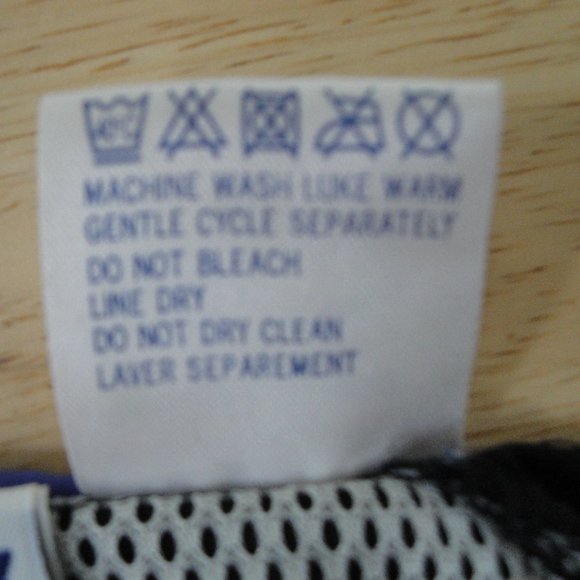 Reebok Nylon Jacket - Picture 10 of 11